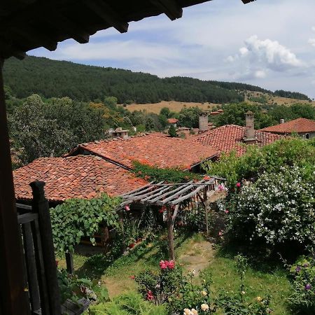 Къщата На Художника Hotel Zheravna Buitenkant foto