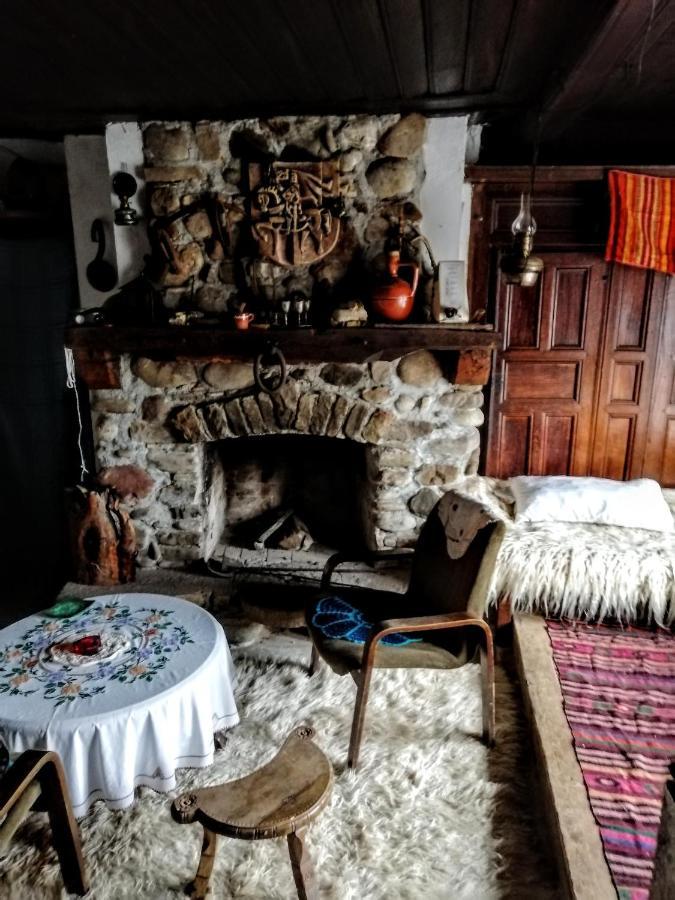 Къщата На Художника Hotel Zheravna Buitenkant foto